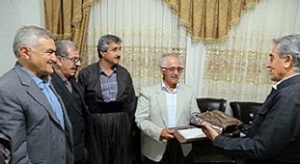 تقدیر از شاعر و هنرمند توانمند کردستانی
