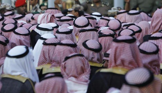 توهین علنی روزنامه سعودی به 