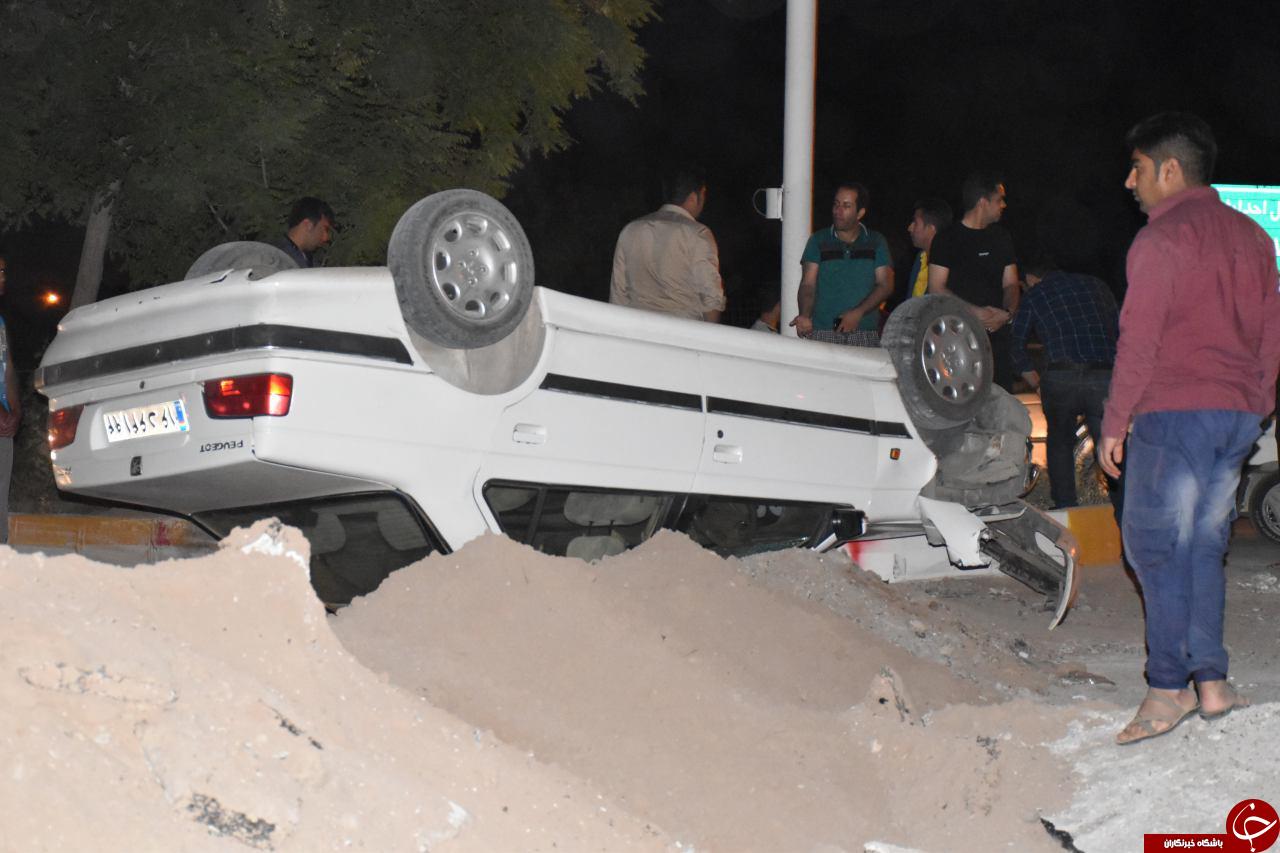 واژگونی پژو پرشیا در سیرجان + تصاویر