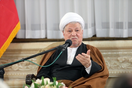 ایران با صلابت سیاست&zwnj;های استقلالی خود را ادامه می&zwnj;دهد