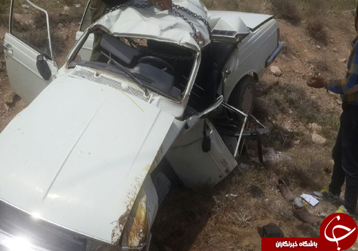 واژگونی خودرو در فارس + تصاویر
