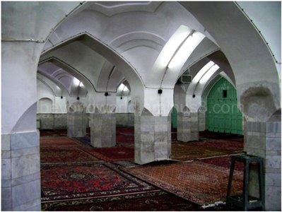 مسجد و مدرسه چهل ستون ازمعروفترین حوزه های علمیه ایران در دوره قاجار