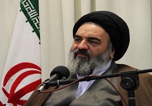 نماینده ولی فقیه در استان کردستان:
تولید و اشتغالزایی از ابعاد مهم اقتصاد مقاومتی است
