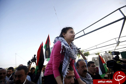 کوچکترین دختر اسیر فلسطینی، به خانه بازگشت  +تصاویر
