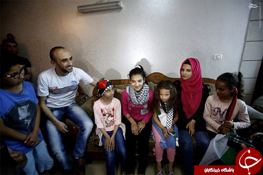 کوچکترین دختر اسیر فلسطینی، به خانه بازگشت  +تصاویر