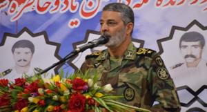 امام خمینی (ره) تهدید بزرگ جنگ را به فرصت تبدیل کرد.