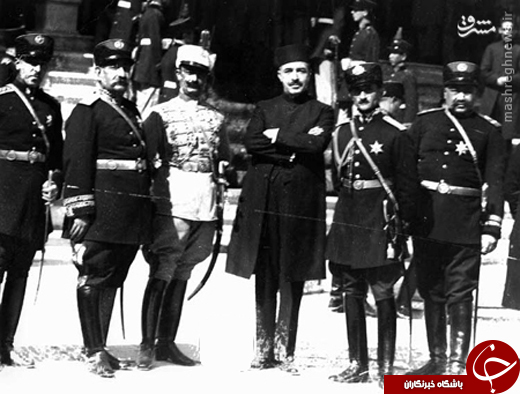 آیا انگلیسی&zwnj;ها رضاخان را روی کار آوردند/ &laquo;رضاخان&raquo; یک لات بی&zwnj;سروپا بود