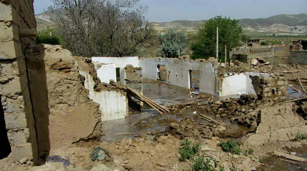سرریز آب سد کمال صالح، دو روستا را زیر آب برد