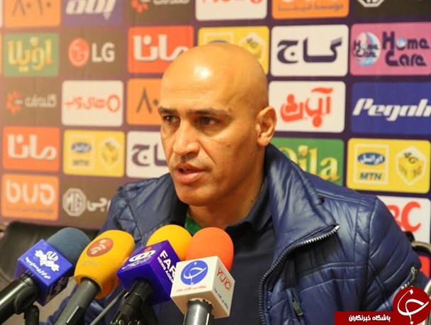 منصوریان: پرسپولیس گذرگاه مهم بیرانوند بود/ هوای نفت طوفانی است