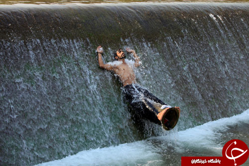 از حال و روز خانواده قربانیان هواپیمای سرنگون شده مصر تا جا&zwnj;به&zwnj;جایی مردم سیل زده با لودر