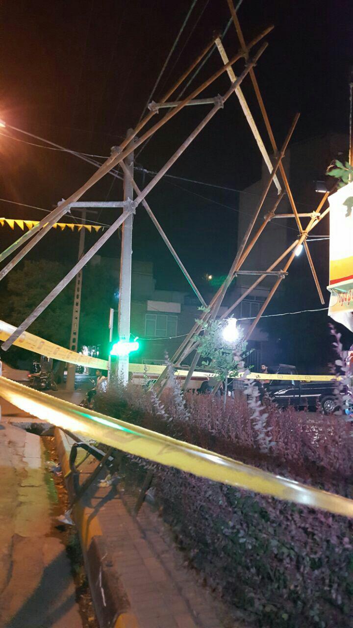 وقوع 4 حادثه بر اثر وزش شدید باد در مشهد