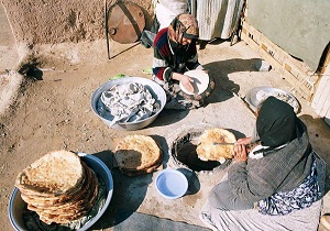 جشنواره نان سنتی در سمنان برگزار شد