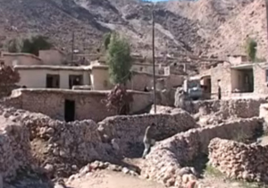 وزیر بهداشت پشت میز نشینی را باز هم کنار گذاشت + فیلم