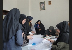 نظارت بر روند ثبت نام دانش آموزان در آذربایجانغربی