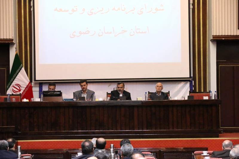 لزوم توجه به سیاست های ابلاغی مقام معظم رهبری در تدوین برنامه ششم توسعه