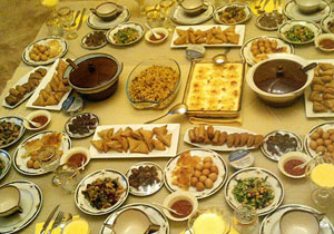 همديگر را به مهمانی اسراف دعوت نكنيم