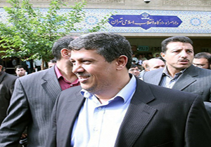 مهدی هاشمی برای 14و15 خرداد درخواست مرخصی نداده است