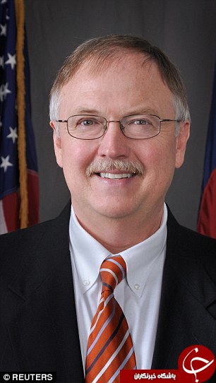 اجیر کردن قاتل از داخل زندان/قتل رئیس زندان پس از کشتن پیک رستوران +تصاویر
