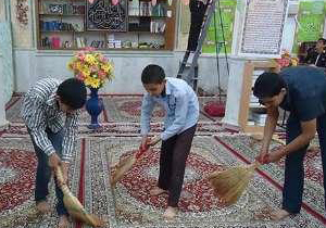 آغاز غبار روبی مساجد گچساران همزمان با دهه تکریم مساجد