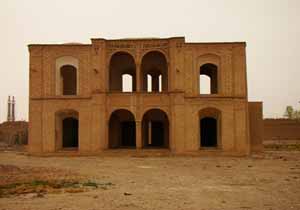 کاروانسرای پاریز ، تاج دیار کریمان