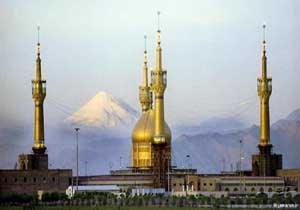 اعزام 170 زائر قشمی به مرقد امام امام خمینی (ره)