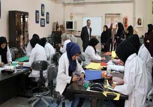 حدود نیمی از دانش‌آموزان پایه نهم به هنرستان‌ می‌روند