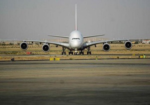 ترافیک جاده قدیم پردیس تهران به خاطر حمل بال هواپیما بود