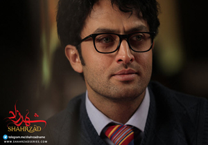 موقعیت طنز با لودگی فرق می کند/ دوست ندارم در تئاتر شتابزده عمل کنم