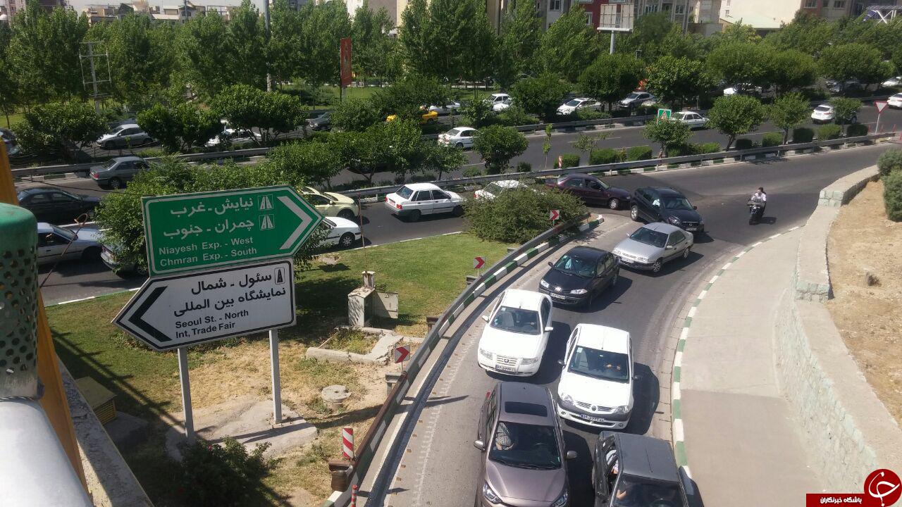 عبور خلاف جهت خودروها در زیر پل سئول + تصاویر