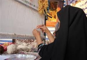 نمایش دستبافته های مددجویان آزادشهری