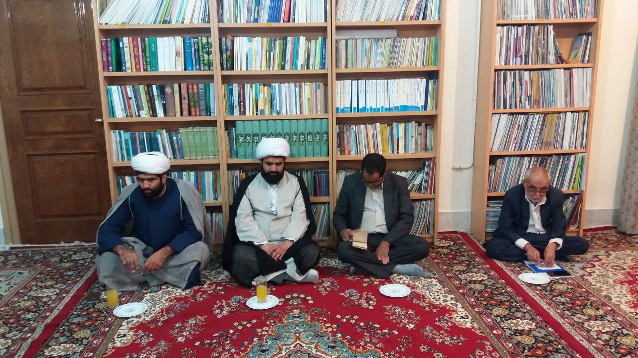 ماه مبارک رمضان فرصت انس بیشتر مردم با خدا و قرآن