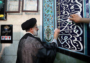 مسجد مرکز روشنگری و بصیرت‌آفرینی است