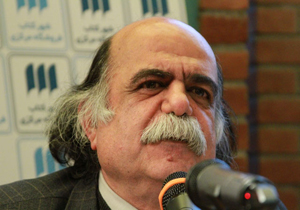 بعضی از رزمنامه‌های آمده در شاهنامه سروده فردوسی نیستند