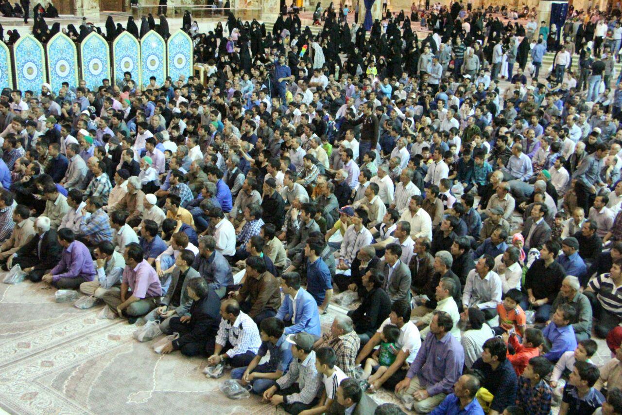 حضور جمعی از دانشجویان و فعالان افغانستانی در حرم مطهر امام خمینی(ره)
