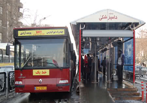نبود امنیت شغلی و ساعت کاری طولانی، چه کسی جوابگو است؟