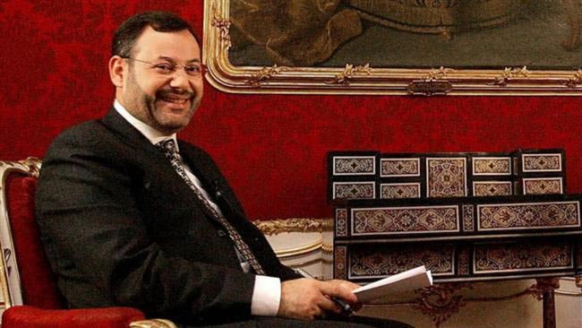 آرزوی موفقیت مجری الجزیره برای 