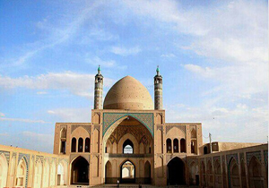 مسجد عضدی سیرجان با جاذبه تاریخی و اسلامی