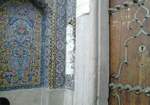 پاسخ مدیر کل میراث فرهنگی استان فارس به سرقت کاشی‌ها