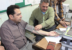 مساجد مشهد٬ ارائه دهنده خدمات غربالگری رایگان در ماه مبارک رمضان