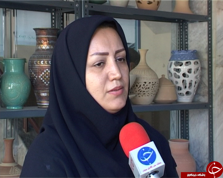 رونق چرخ های سفالگری هفت هزار ساله همچنان در کارگاه کاهگلی روستای سلیم آباد