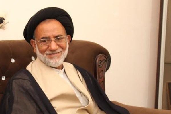 ذوالقدر: گمرک نباید به بهانه قاچاق، کالاها را از بین ببرد / لاریجانی: نمایندگان در ارائه تذکر دقت کنند