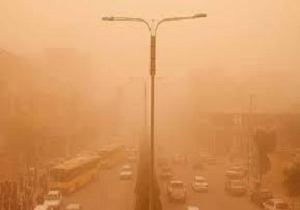 پدید گردو غبار در آسمان استان