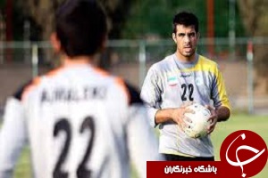 صادقی به استقلال می رود