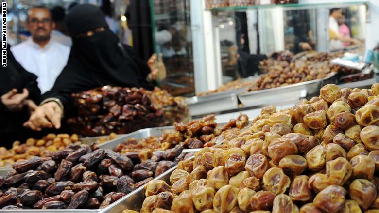 استقبال از ماه رمضان در کشورهای مختلف جهان به روایت تصویر