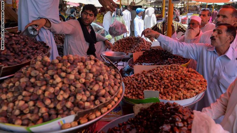 استقبال از ماه رمضان در کشورهای مختلف جهان به روایت تصویر