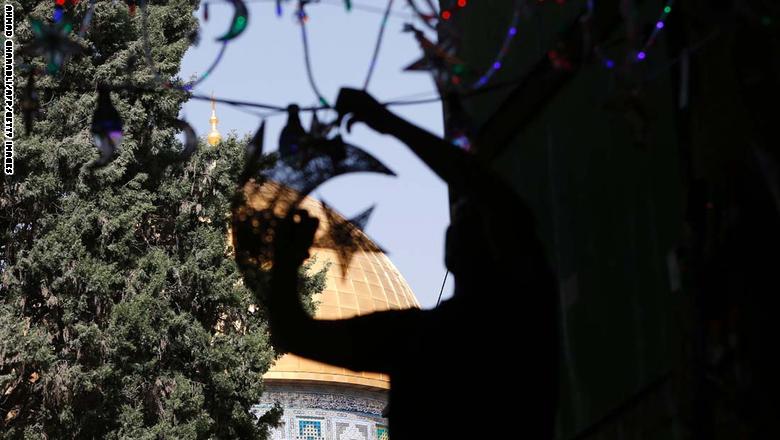 استقبال از ماه رمضان در کشورهای مختلف جهان به روایت تصویر