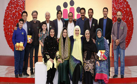 فیروز کریمی با علی پروین به میدان می&zwnj;آید