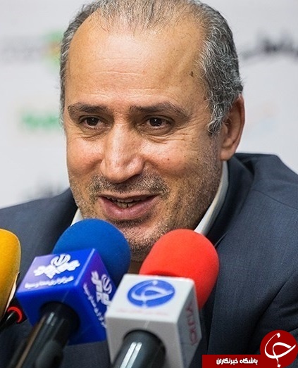 اولین عصبانیت تاج کلید خورد