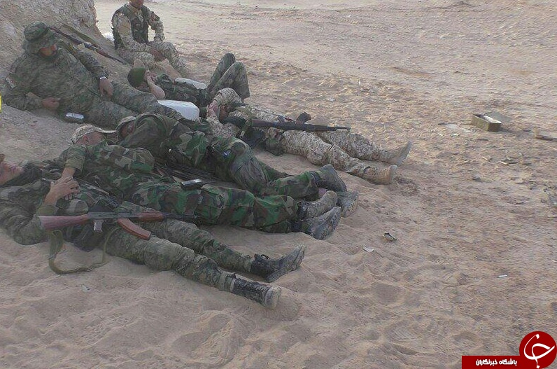 شهری که بر اثر برخورد شهاب سنگ بوجود آمد/ کویر نمک ایران از لنز دوربین فضانوردان/ نماز عید فطر در استادیوم المپیک آتن