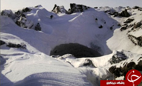 وقتی چاله عمیق آینه ای برای نور آسمان می شود+تصاویر وقتی چاله عمیق آینه ای برای نور آسمان می شود+تصاویر